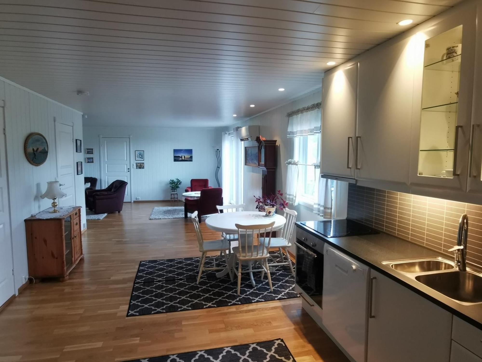Apartamento Rystad Midnight Sun And Nature Exterior foto