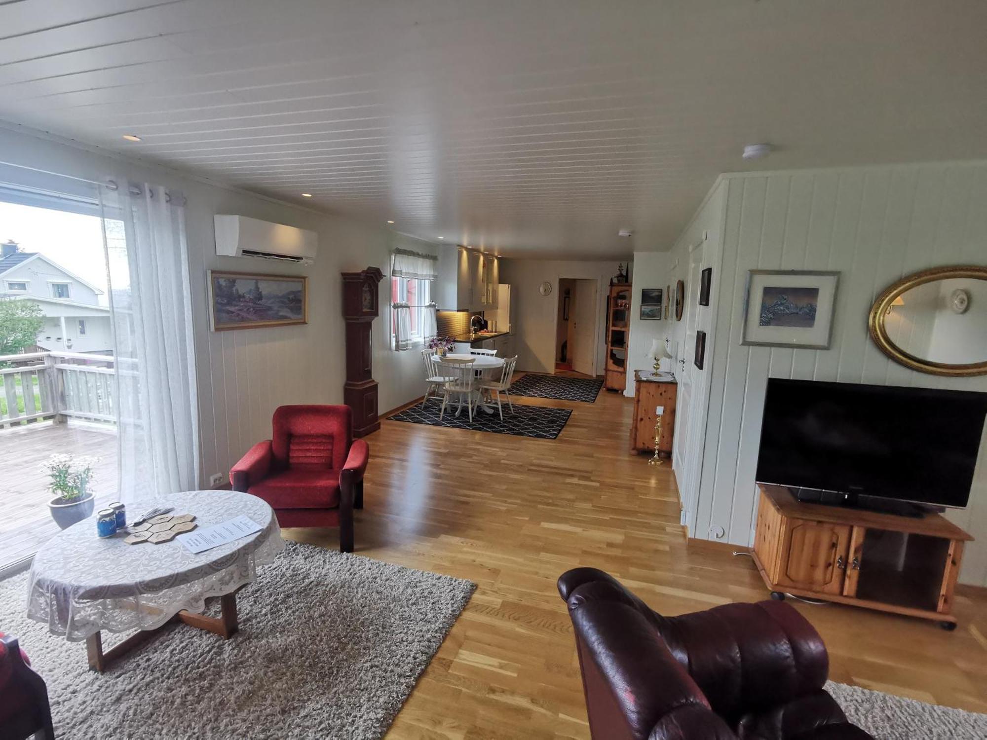 Apartamento Rystad Midnight Sun And Nature Exterior foto